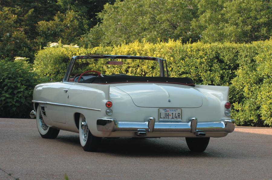  Dual-Ghia Convertible 1957 года  (фото 18 из 60)